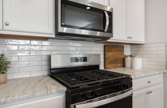 23 Calle Reflejo, Santa Fe, NM 87508