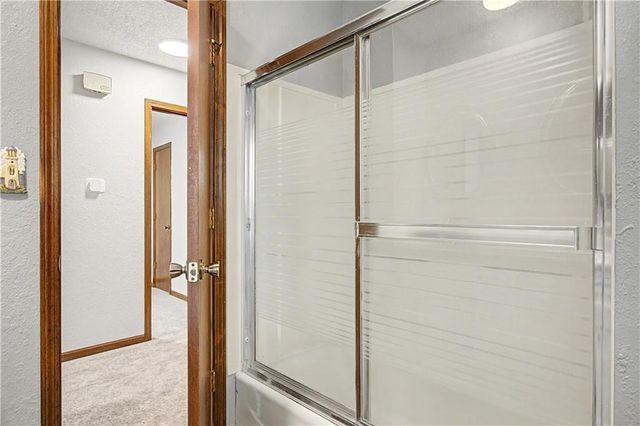 1100 8th Street, Blue Springs, MO 64014