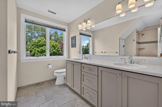 978 S PENN DR, West Chester, PA 19380
