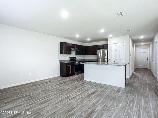 18 SECOND Path, Palm Coast, FL 32164