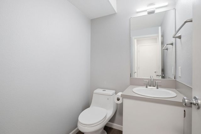 17733 SW Pointe Forest Court, Beaverton, OR 97006