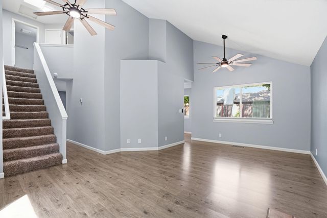 17733 SW Pointe Forest Court, Beaverton, OR 97006