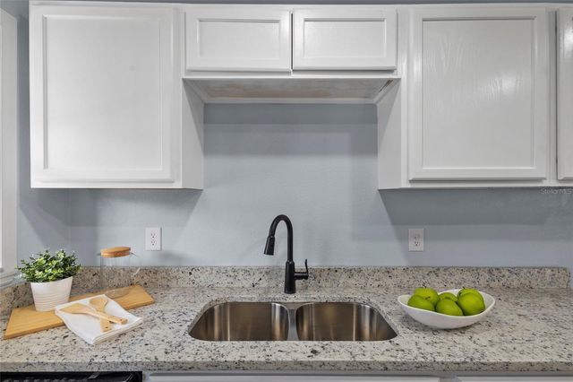 1566 FINDLAY STREET, Deltona, FL 32725