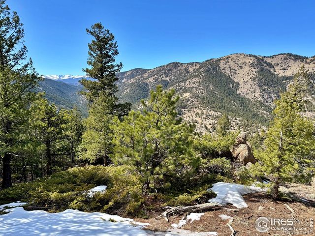323 Roxbury Drive, Boulder, CO 80302