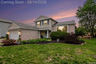 1649 Windingway Drive, Wixom, MI 48393