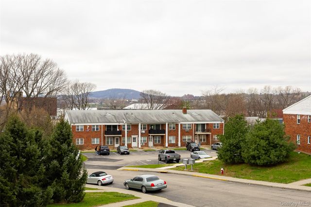6 Colonial Road 44, Beacon, NY 12508