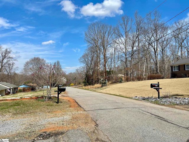 340 Ferndale Drive, Spartanburg, SC 29316