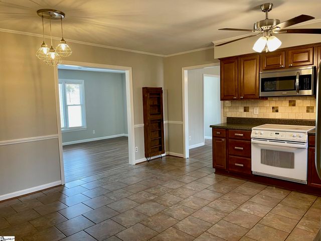 340 Ferndale Drive, Spartanburg, SC 29316