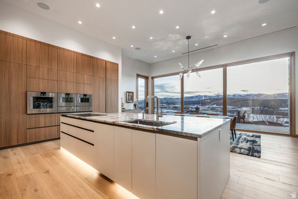 Image 16 of property listing at 5857 GOLF CLUB LINK, Park City, UT 84098