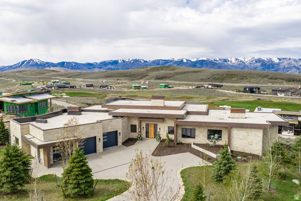 Image 42 of property listing at 5857 GOLF CLUB LINK, Park City, UT 84098