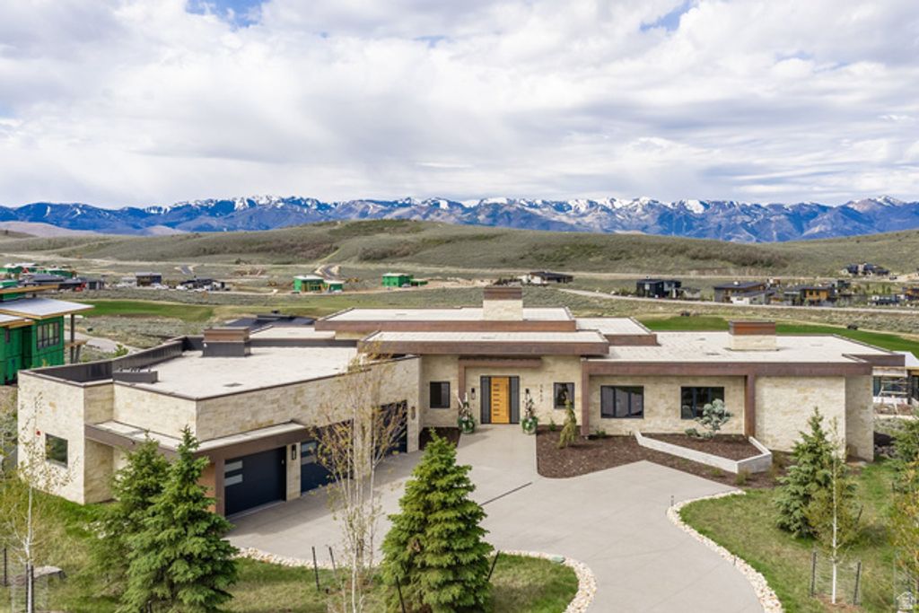 Image 45 of property listing at 5857 GOLF CLUB LINK, Park City, UT 84098