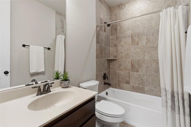 9811 Mount Shasta, Missouri City, TX 77459