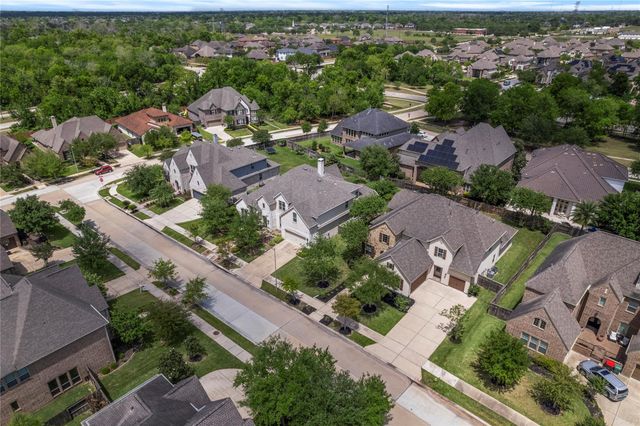 9811 Mount Shasta, Missouri City, TX 77459