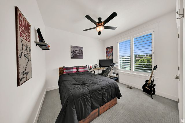 1686 N EMERALD DR, Layton, UT 84040