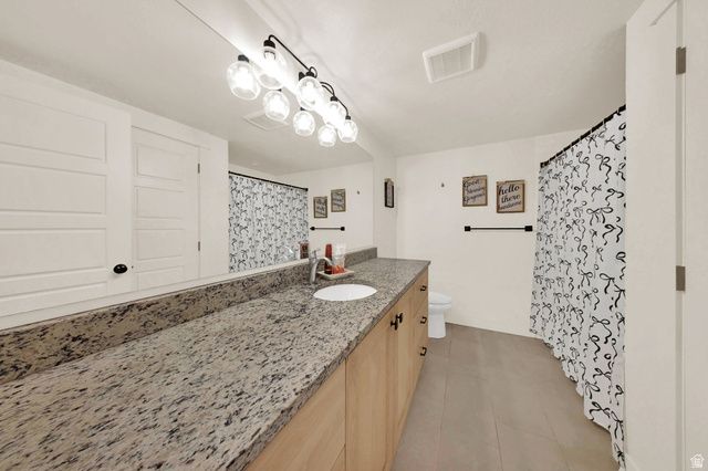 1686 N EMERALD DR, Layton, UT 84040