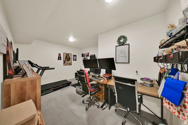 1686 N EMERALD DR, Layton, UT 84040