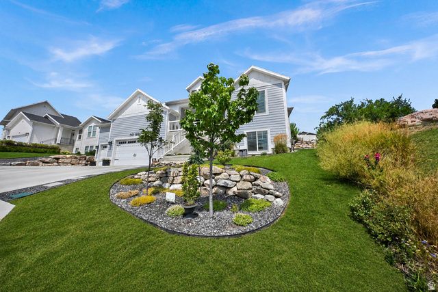 1686 N EMERALD DR, Layton, UT 84040