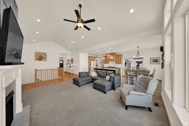 1686 N EMERALD DR, Layton, UT 84040