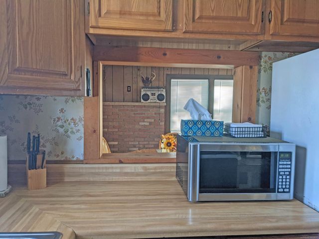 108 Warren Avenue, East Tawas, MI 48730