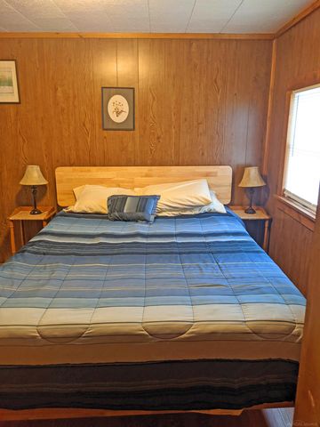 108 Warren Avenue, East Tawas, MI 48730