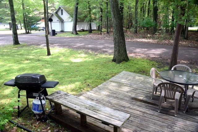 108 Warren Avenue, East Tawas, MI 48730