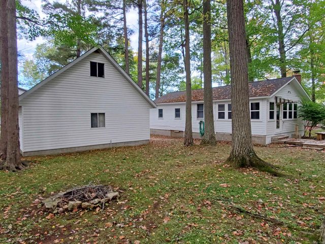 108 Warren Avenue, East Tawas, MI 48730