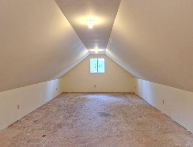 108 Warren Avenue, East Tawas, MI 48730