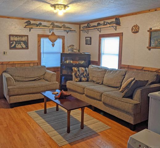 108 Warren Avenue, East Tawas, MI 48730