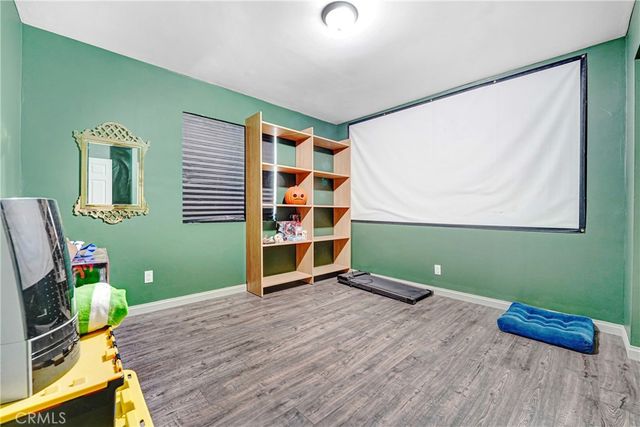 21006 Cohasset Street, Canoga Park, CA 91303
