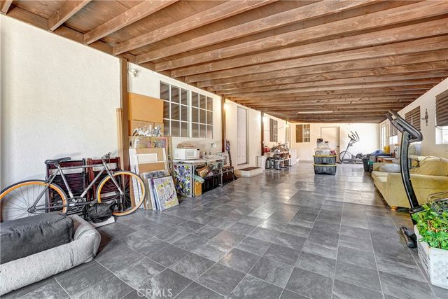 21006 Cohasset Street, Canoga Park, CA 91303