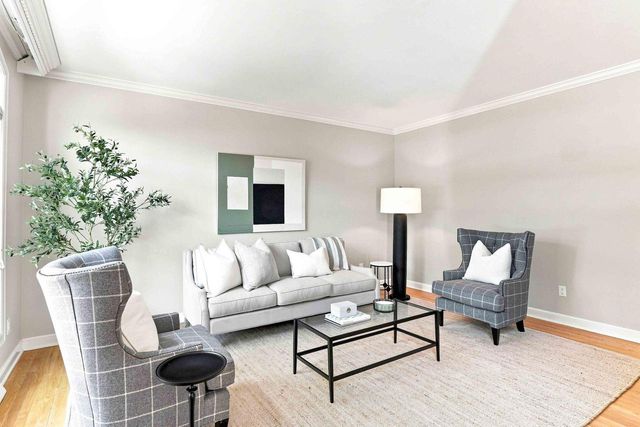 10105 N Parkside COURT, Mequon, WI 53092