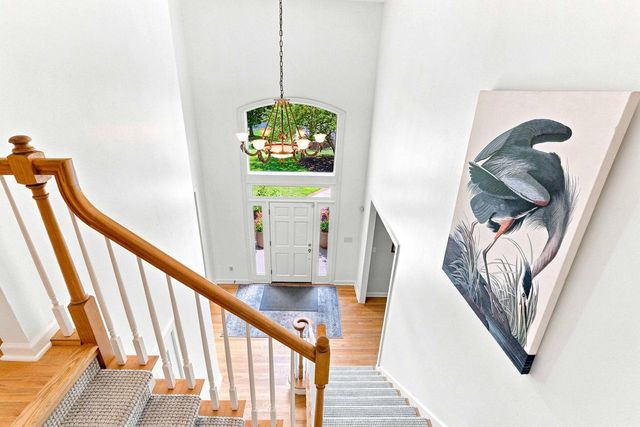 10105 N Parkside COURT, Mequon, WI 53092
