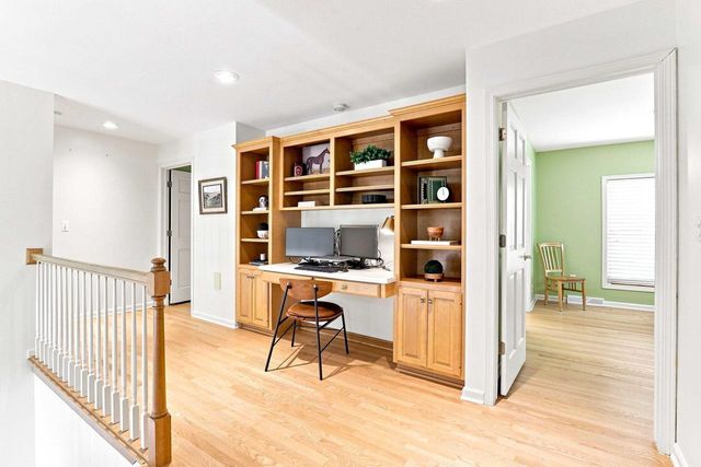 10105 N Parkside COURT, Mequon, WI 53092