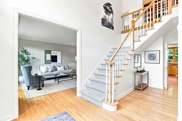 10105 N Parkside COURT, Mequon, WI 53092