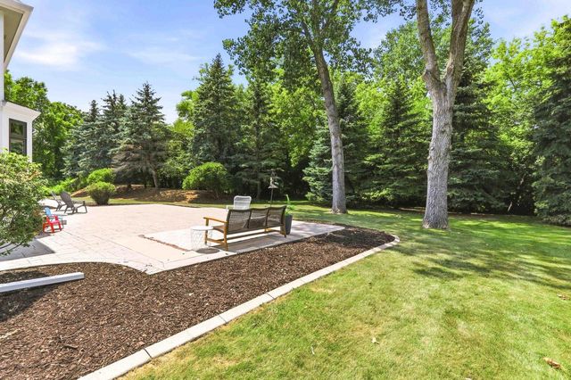 10105 N Parkside COURT, Mequon, WI 53092
