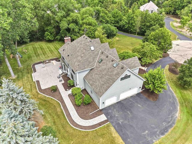 10105 N Parkside COURT, Mequon, WI 53092