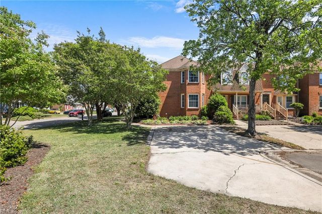 1201 Plantation Lakes CIR, Chesapeake, VA 23320