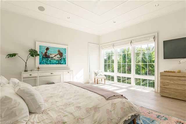 912 9th AVE S, Naples, FL 34102