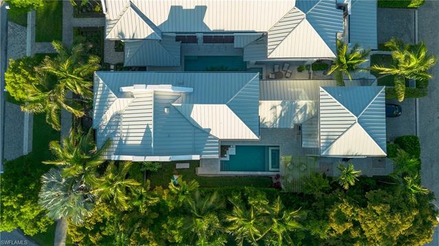912 9th AVE S, Naples, FL 34102