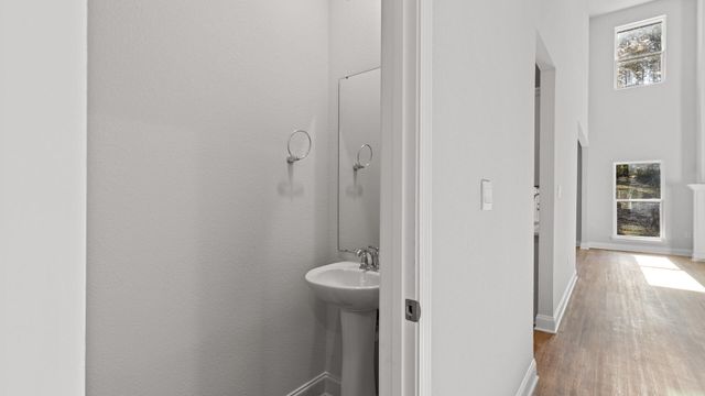 8 Bristol, Hattiesburg, MS 39402