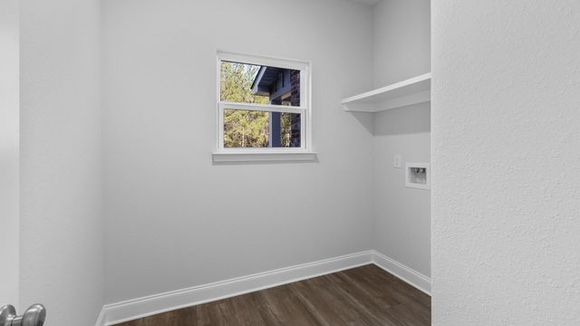 8 Bristol, Hattiesburg, MS 39402