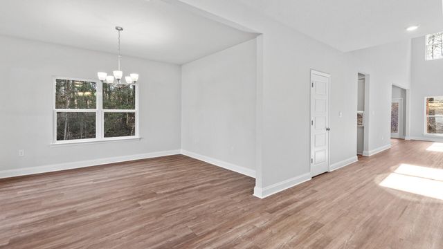 8 Bristol, Hattiesburg, MS 39402