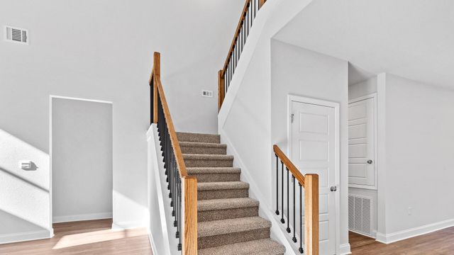 8 Bristol, Hattiesburg, MS 39402