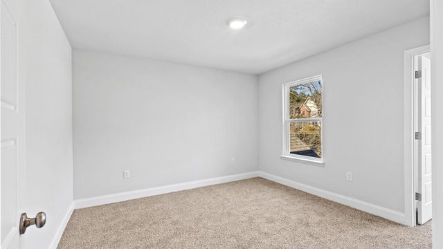 8 Bristol, Hattiesburg, MS 39402