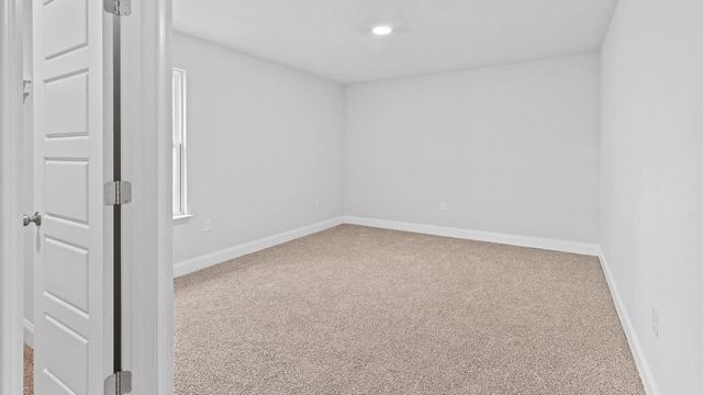 8 Bristol, Hattiesburg, MS 39402