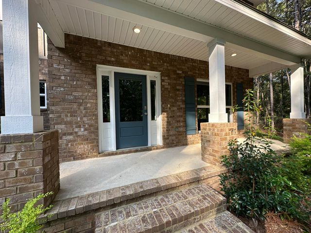 8 Bristol, Hattiesburg, MS 39402