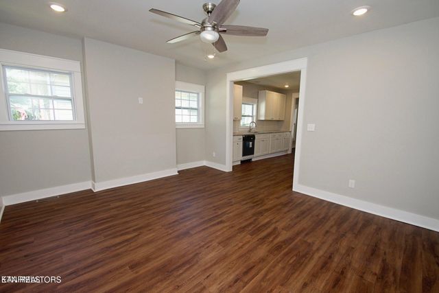 2404 Jefferson Ave, Knoxville, TN 37917