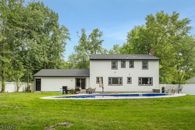 17 New England Dr, Parsippany-troy Hills Twp., NJ 07034