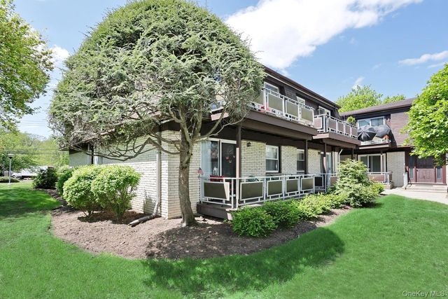 8 Church Lane B, Valley Cottage, NY 10989