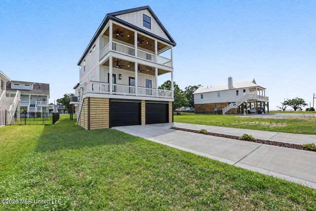 423 S Girard Avenue, Long Beach, MS 39560